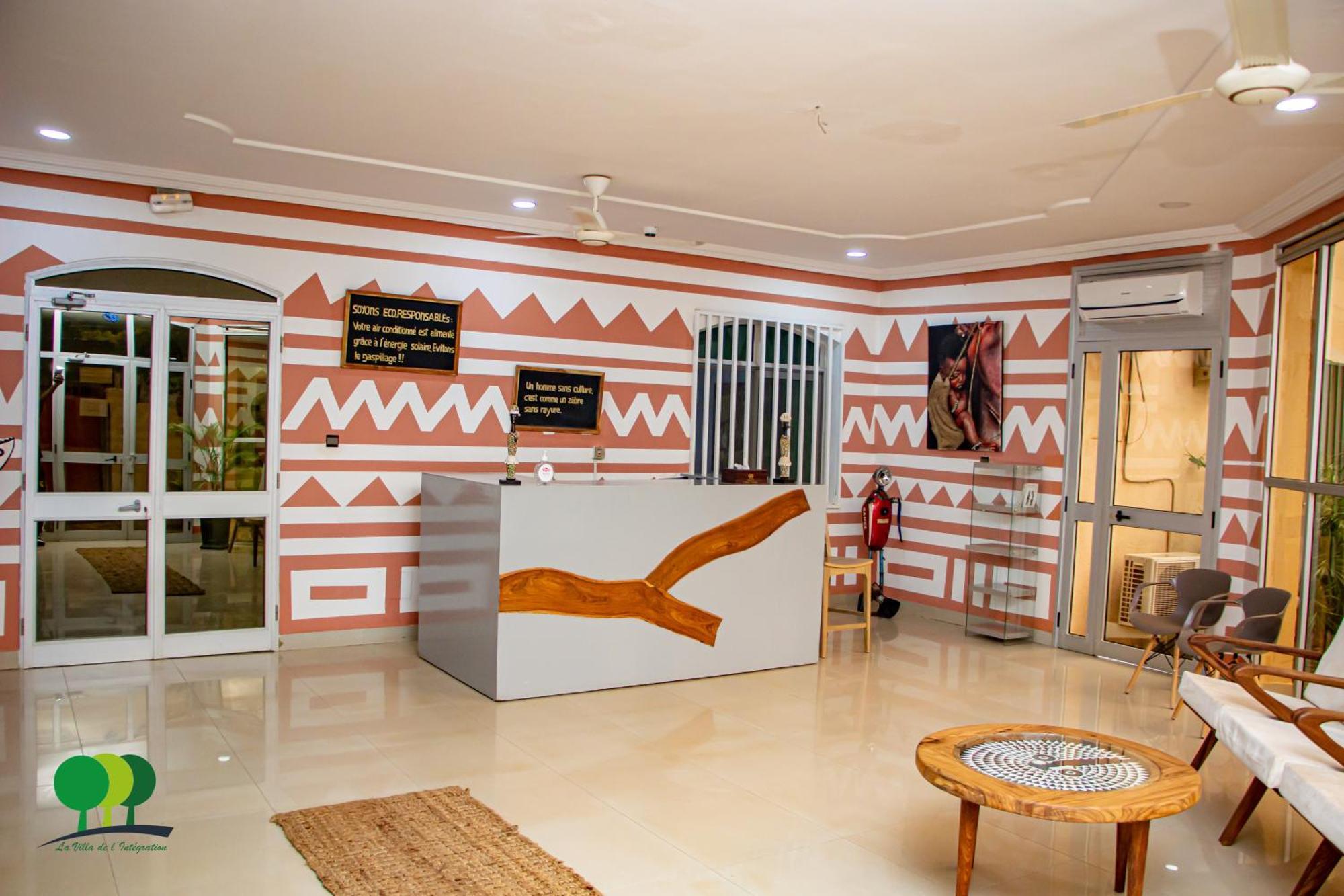 Villa De L'Integration วากาดูกู ภายนอก รูปภาพ